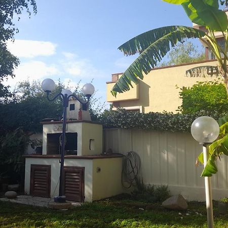 Brezza Di Mare Appartamento In Villa Con Giardino E Spiaggia ,Casa Vacanze Al Mare Quartu SantʼElena Εξωτερικό φωτογραφία