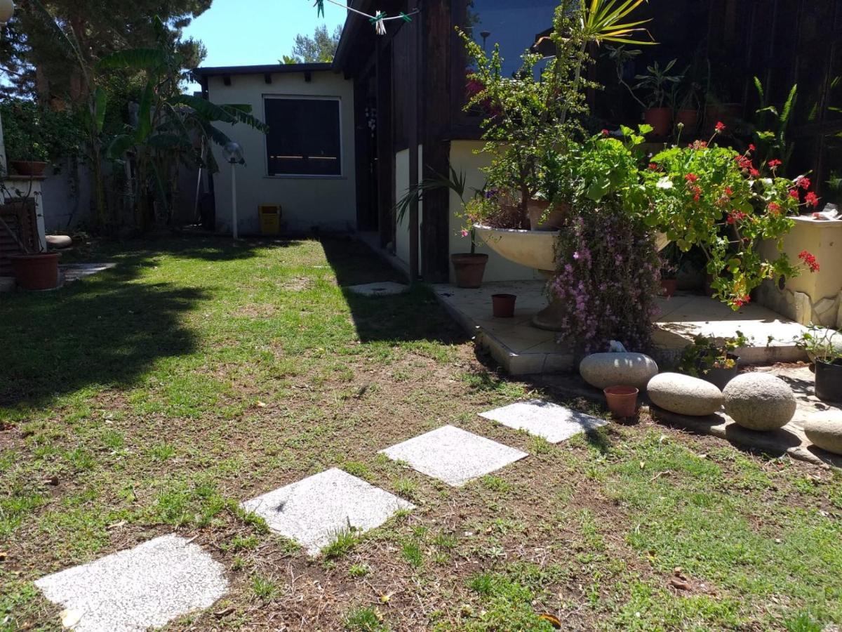 Brezza Di Mare Appartamento In Villa Con Giardino E Spiaggia ,Casa Vacanze Al Mare Quartu SantʼElena Εξωτερικό φωτογραφία