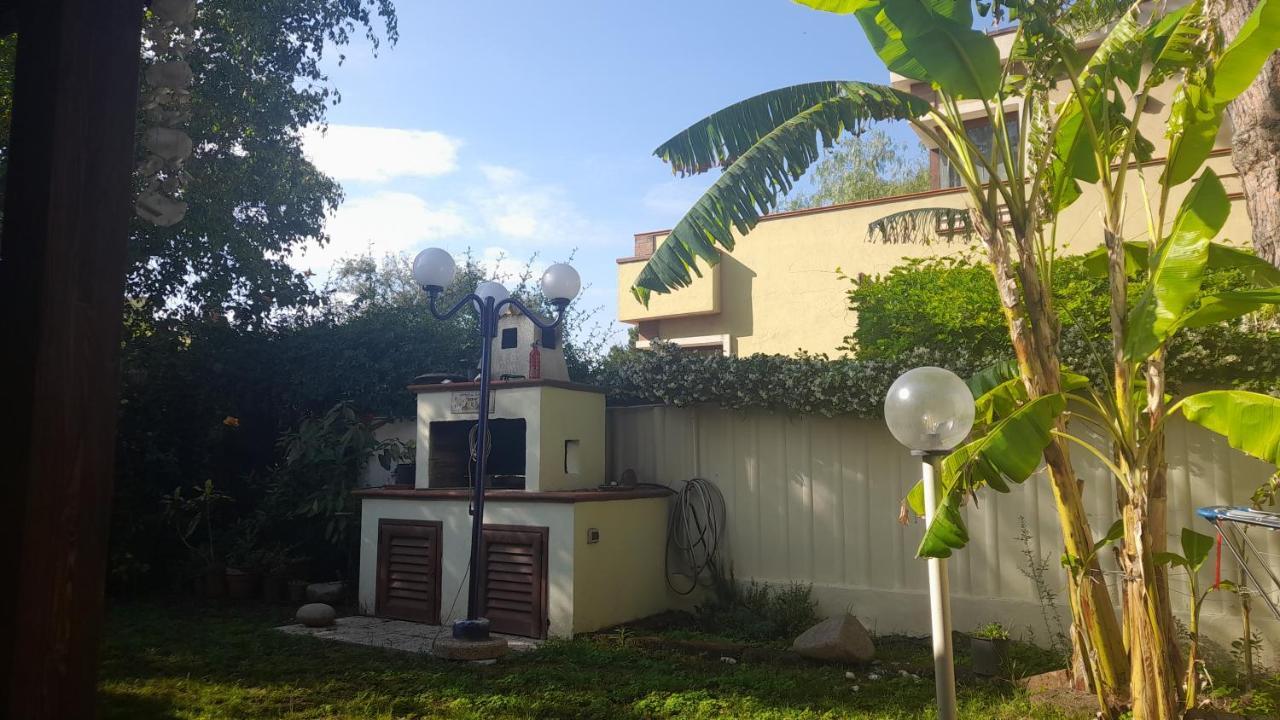 Brezza Di Mare Appartamento In Villa Con Giardino E Spiaggia ,Casa Vacanze Al Mare Quartu SantʼElena Εξωτερικό φωτογραφία